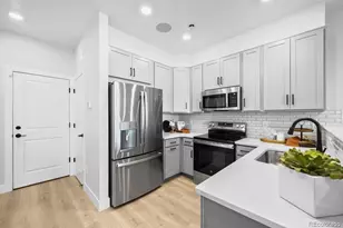 9022 Quartz Ct, Arvada, CO 80007 - Photo 2