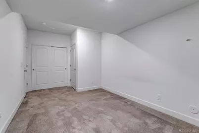 21876 E Radcliff Circle, Aurora, CO 80015 - Photo 30