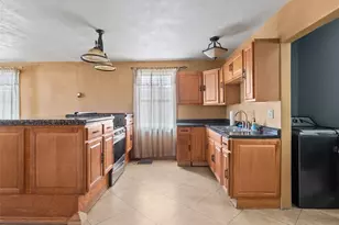255 Knox Ct, Denver, CO 80219 - Photo 2
