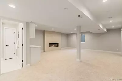 2552 E Alameda Avenue #92, Denver, CO 80209 - Photo 32