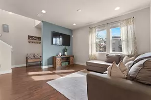 16189 E Elk Dr, Denver, CO 80239 - Photo 6