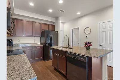 16189 E Elk Drive, Denver, CO 80239 - Photo 6