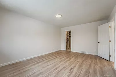 16214 E Louisiana Place, Aurora, CO 80017 - Photo 8