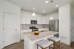 1862 S Poplar Ct, Denver, CO 80224 - Photo 8