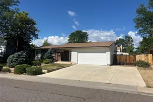 6037 Quail Ct, Arvada, CO 80004 - Photo 2