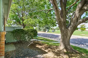 3147 E Long Circle, Littleton, CO 80122 - Photo 4