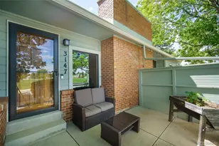 3147 E Long Circle, Littleton, CO 80122 - Photo 2