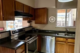 8136 Gray Ct, Arvada, CO 80003 - Photo 4