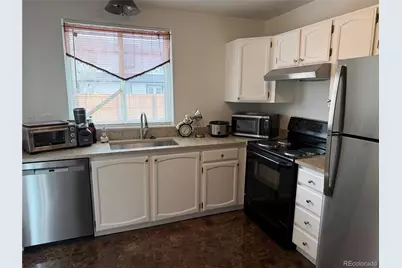4784 Chandler Court, Denver, CO 80239 - Photo 2