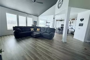 653 Glenarbor Cir, Longmont, CO 80504 - Photo 12