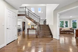 7170 S Espana Way, Centennial, CO 80016 - Photo 4
