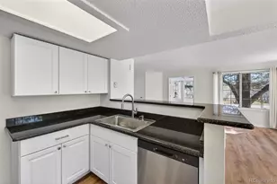 882 S Reed Ct, Lakewood, CO 80226 - Photo 14