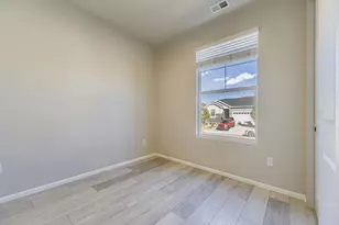 107 S Edge Cliff St, Castle Rock, CO 80104 - Photo 22