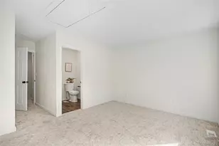 2537 E Nichols Cir, Centennial, CO 80122 - Photo 18