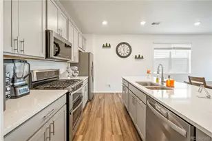 20941 E 60th Ave, Aurora, CO 80019 - Photo 10