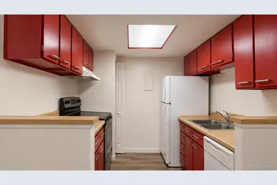 1895 S Pitkin Street #B, Aurora, CO 80017 - Photo 6