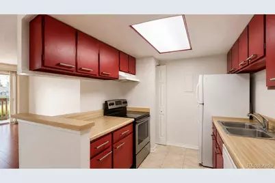 1895 S Pitkin Street #B, Aurora, CO 80017 - Photo 4