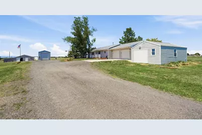 42593 London Drive, Parker, CO 80138 - Photo 2