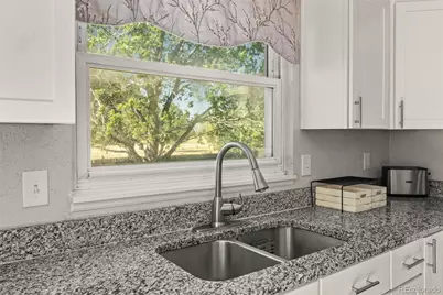 19570 E Batavia Drive, Aurora, CO 80011 - Photo 14