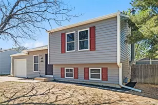 19570 E Batavia Dr, Aurora, CO 80011 - Photo 1