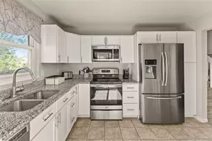 19570 E Batavia Dr, Aurora, CO 80011 - Photo 10