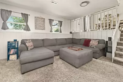 19570 E Batavia Drive, Aurora, CO 80011 - Photo 16