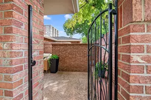 2552 E Alameda Ave, Denver, CO 80209 - Photo 22