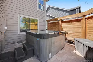 8872 Chestnut Hill Ln, Highlands Ranch, CO 80130 - Photo 10