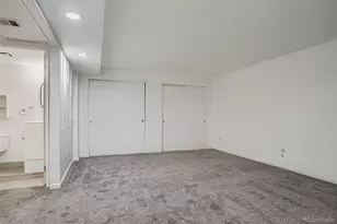 2052 S Worchester Way, Aurora, CO 80014 - Photo 22