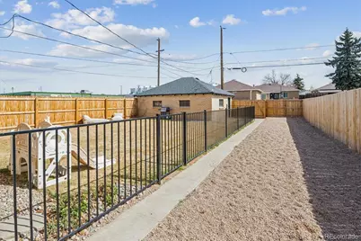 3696 Magnolia Street, Denver, CO 80207 - Photo 24