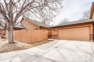 200 S Dearborn Cir, Aurora, CO 80012 - Photo 2