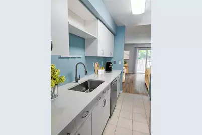 1060 S Parker Road #9, Denver, CO 80231 - Photo 4