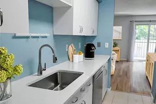 1060 S Parker Road, Denver, CO 80231 - Photo 4