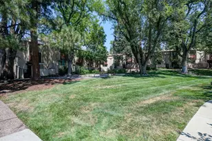 1060 S Parker Road, Denver, CO 80231 - Photo 14
