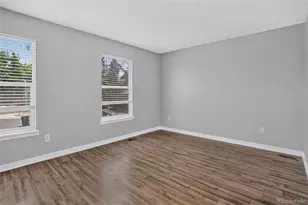 19743 E Oxford Dr, Aurora, CO 80013 - Photo 18