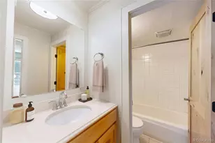 2 Adams St, Denver, CO 80206 - Photo 24