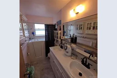 1036 Mobile Street, Aurora, CO 80011 - Photo 10