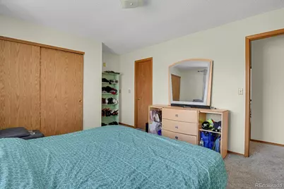 1890 Granby Court, Aurora, CO 80011 - Photo 10