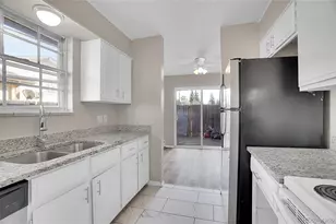 16432 E 13th Pl, Aurora, CO 80011 - Photo 8