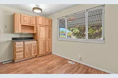 5030 Titan Court, Denver, CO 80239 - Photo 8