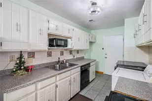 15332 E Temple Pl, Aurora, CO 80015 - Photo 8