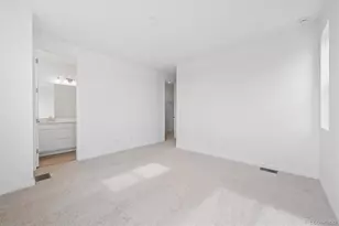 24121 E 30th Pl, Aurora, CO 80019 - Photo 16