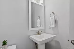 8823 S Quemoy Ct, Aurora, CO 80016 - Photo 24