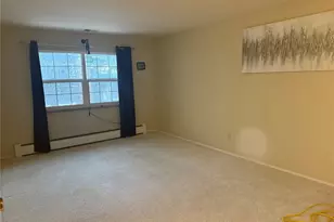 3511 S Hillcrest Dr, Denver, CO 80237 - Photo 16