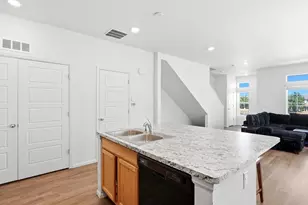 18023 E 103rd Ave, Commerce City, CO 80022 - Photo 10