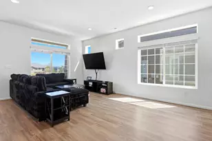 18023 E 103rd Ave, Commerce City, CO 80022 - Photo 12