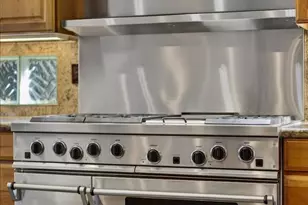 9430 S Silent Hills Dr, Lone Tree, CO 80124 - Photo 16