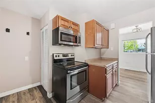 1781 Kingston St, Aurora, CO 80010 - Photo 8