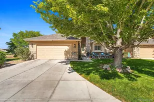 2109 Brierly Ct, Castle Rock, CO 80104 - Photo 2