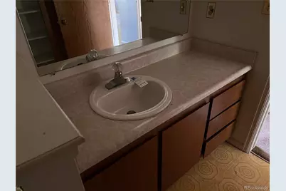 1724 W 102nd Avenue, Thornton, CO 80260 - Photo 12